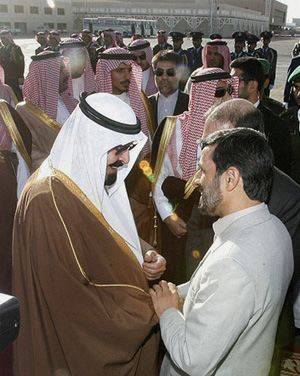 نجاد واللعب بالورقة العربية