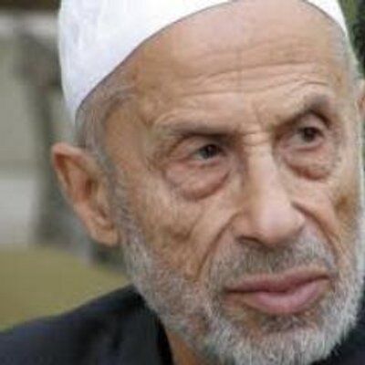 شيخ قراء بلاد الشام يهاجم "حركة حماس" : قاسم سليماني مجرم .. وأنتم سقطتم من عيوننا