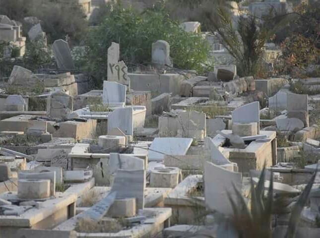 مصادر إعلامية : القوات الروسية طوقت مخيم اليرموك وعثرت على رفات الجندي "الإسرائيلي" في مقبرة المخيم