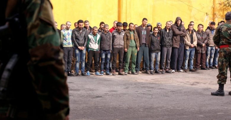 حملة اعتقالات في قدسيا تطال نازحين فلسطينيين