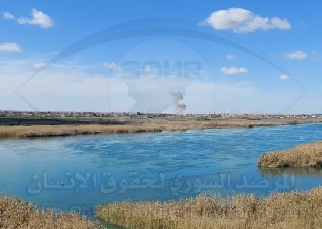 انفجارات بمستودعات ذخيرة تابعة للمليشيات الموالية لإيران في قرية العباس قرب مدينة البوكمال في سوريا يرجح انها بسبب قصف طائرات مسيرة