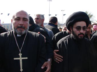 الغرب وتوظيف الأقليات