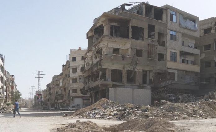 "الحرس الجمهوري" التابع للنظام السوري يبدأ بهدم حي كامل في حرستا الغربية بريف دمشق