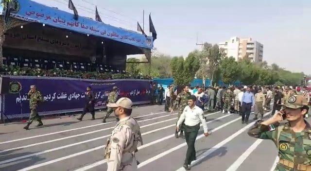 إيران .. عشرات القتلى بهجوم استهدف عرضا عسكريا بالأحواز