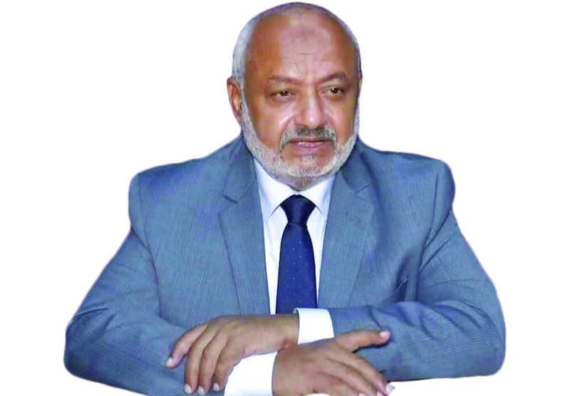 محافظ الحديدة يفاجئ الجميع ويكشف الجهة التي أوقفت معركة تحرير المدينة والعمل لصالح المليشيات "تفاصيل تكشف لأول مرة"