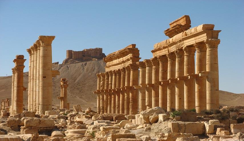 الميليشيات الإيرانية تستمر بسرقة آثار تدمر.. كيف تقوم بتهريبها ؟