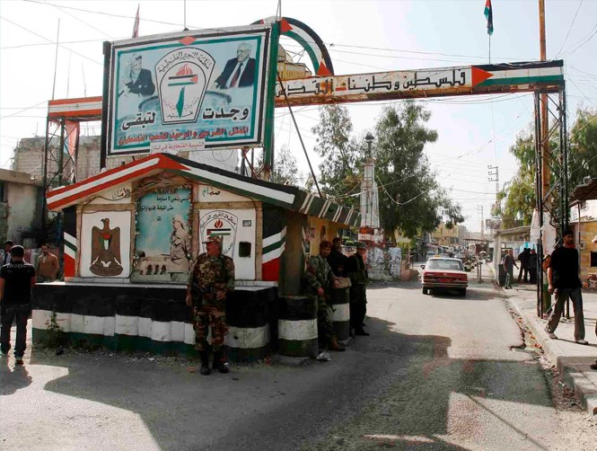 هل تجر إيران فلسطينيي لبنان إلى الانقسام؟