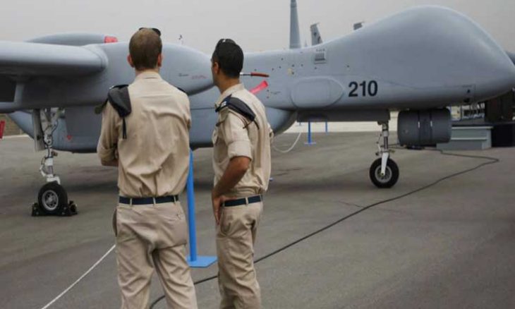 جنود يهود في قاعدة جوية نكلوا بجندي درزي : "أنت عربي كلب"
