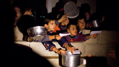 صحيفة: فلسطينيو اليرموك يفرون من الوحشية